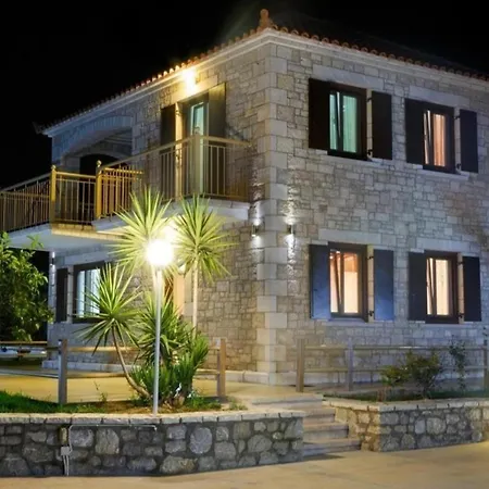 Glyfada In Der Naehe Des Strandes * Paralio Astros